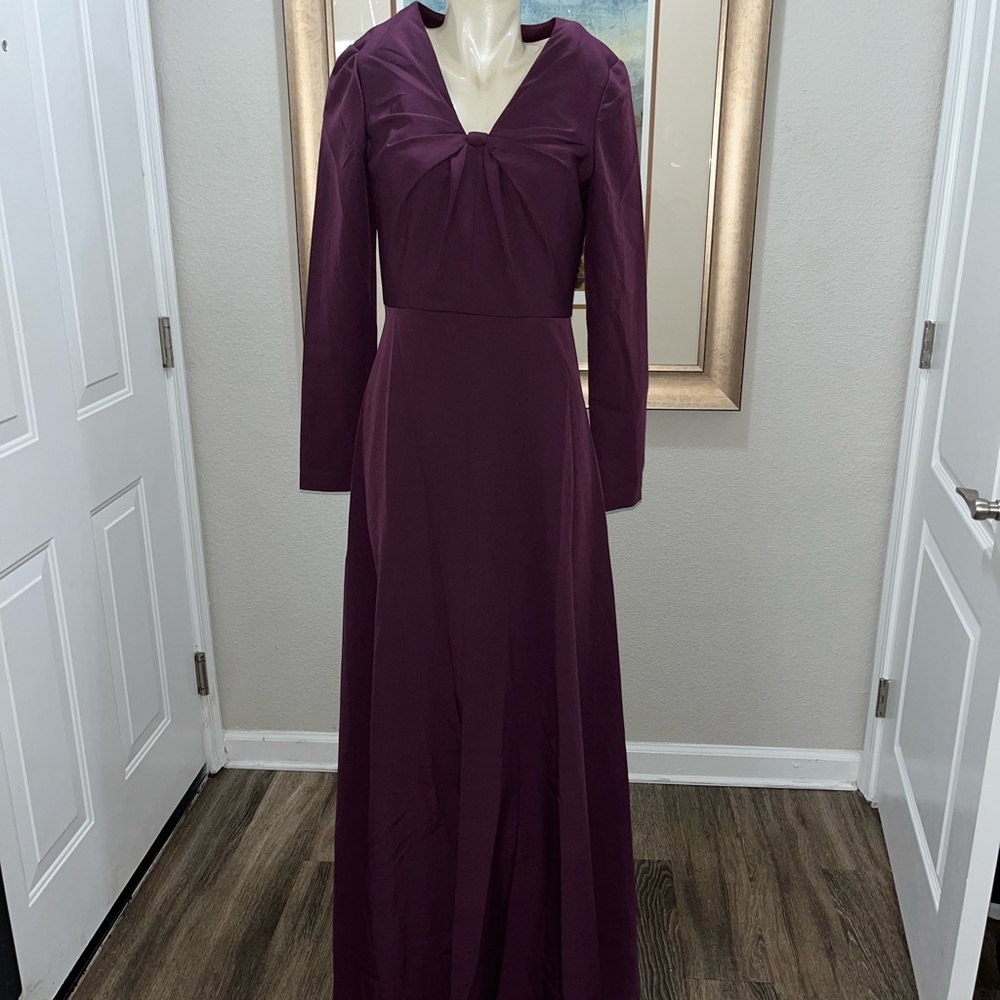 KAY UNGER Mia V-Neck Long-Sleeve Stretch Crepe Gown w/ Front Knot NEW (size 4)